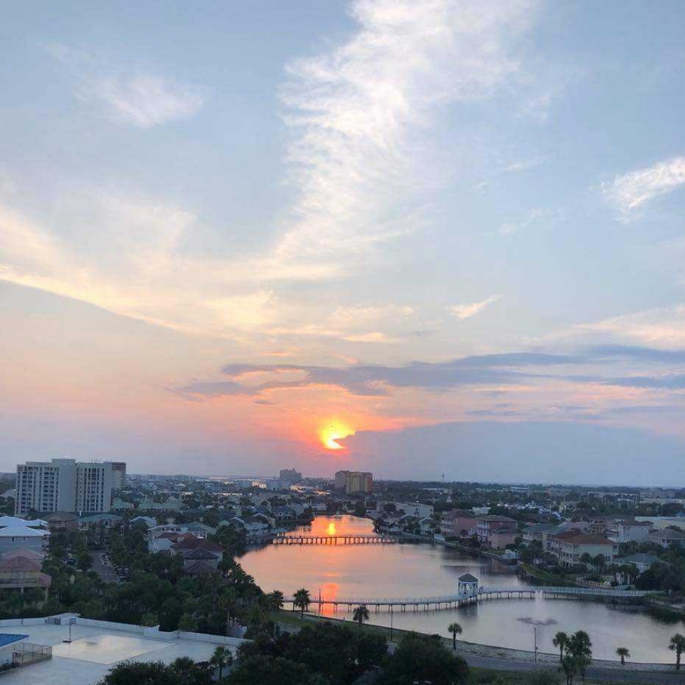 Meet your Posher, Lori